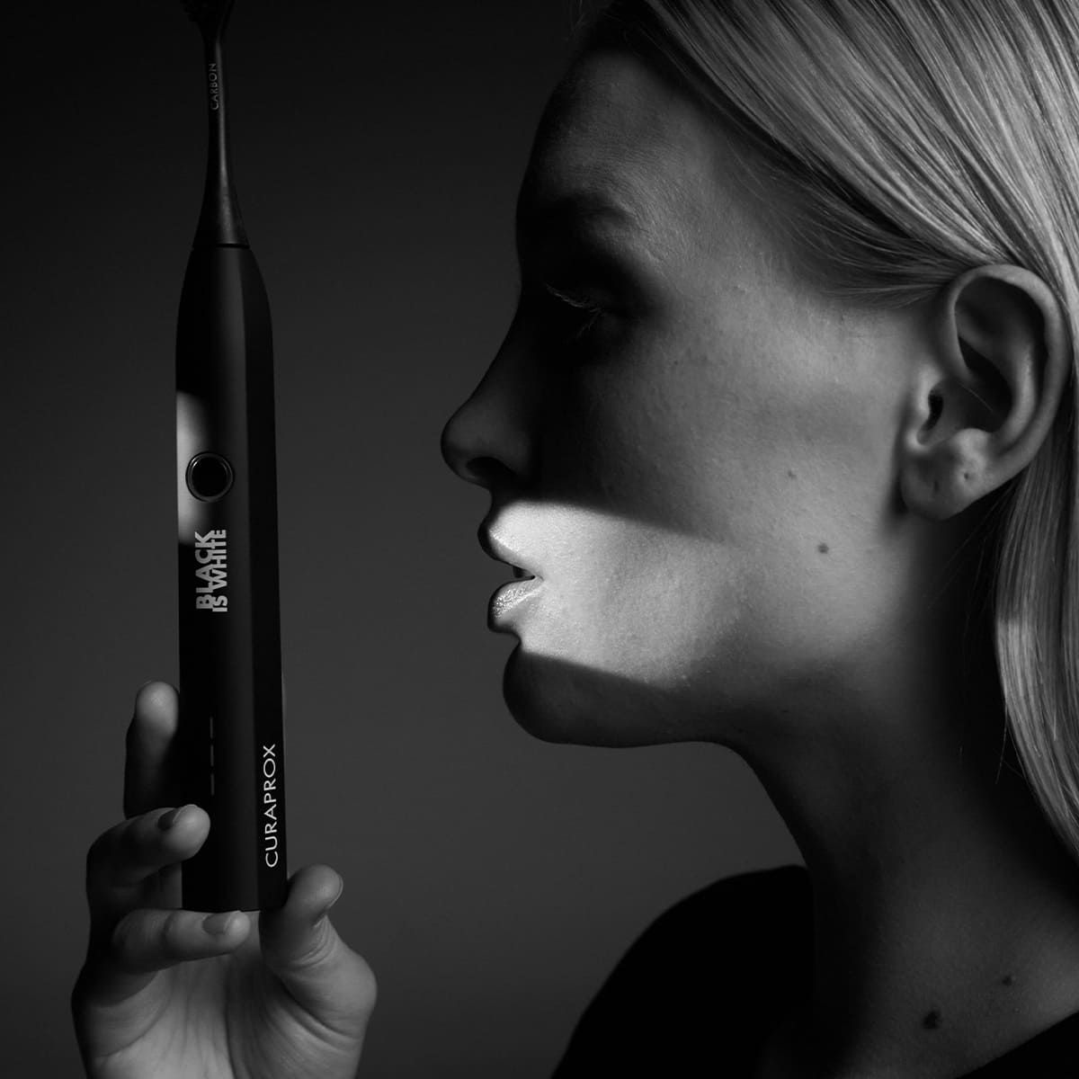 クラプロックス 音波式電動歯ブラシ ブラックイズホワイト+粉歯磨き3g